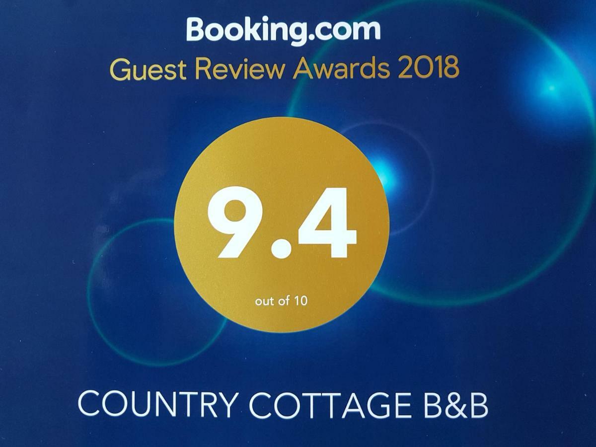 Country Cottage B&B Crossakeel Bagian luar foto